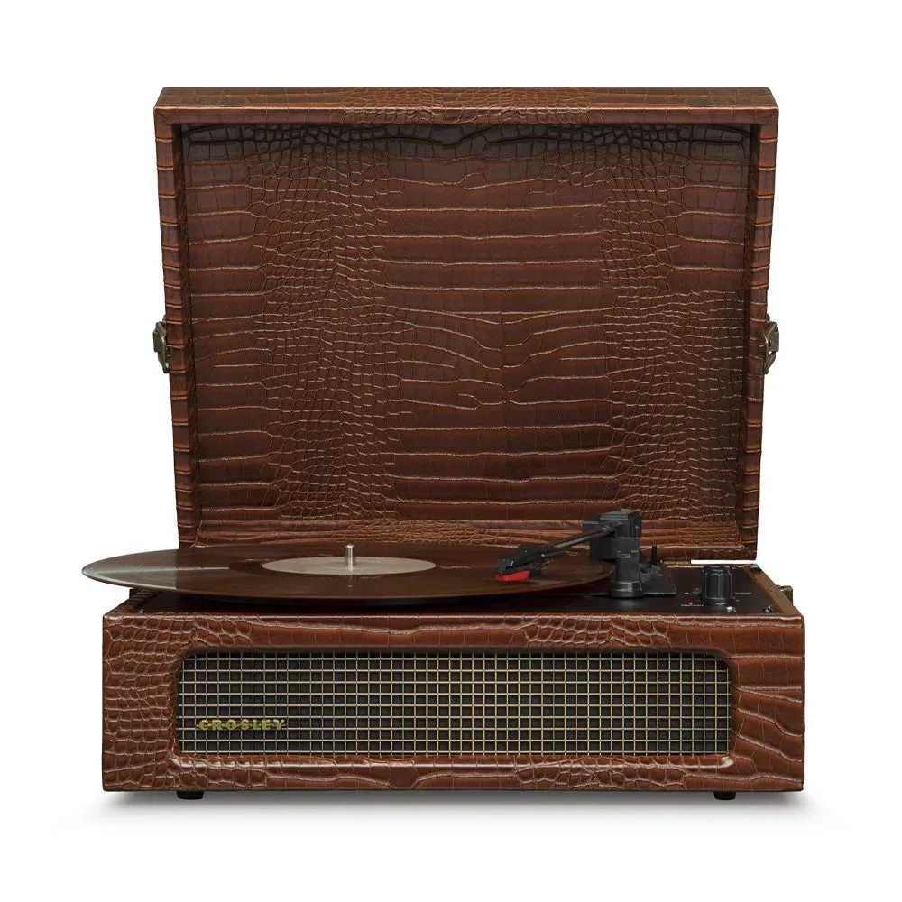 Crosley Voyager Bluetooth Portable Turntable   Entertainment Stand Bundle - Brown Croc